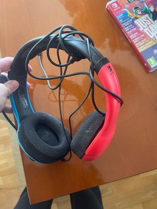 Cascos Nintendo Switch Azul y Rojo