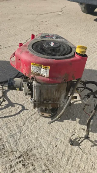 Motor Briggs & Stratton Intek 4 175 500cc