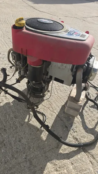Motor Briggs & Stratton Intek 4 175 500cc