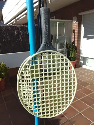 Palo de Tenis con Base y Pelota