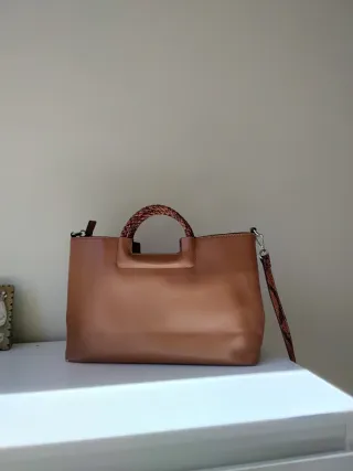 Bolso de mano marrón