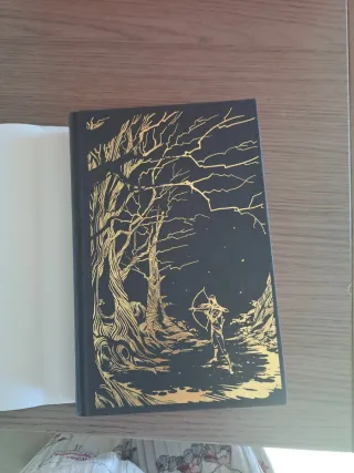 Una corte de rosas y espinas. Edición especial:...