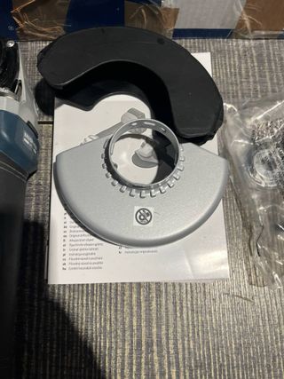 Amoladora angular inalámbrica Bosch GWS 18V-10