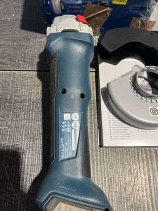 Amoladora angular inalámbrica Bosch GWS 18V-10