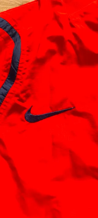 Chaqueta Cortavientos FC Barcelona Roja