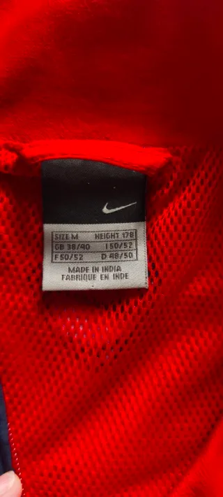 Chaqueta Cortavientos FC Barcelona Roja