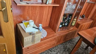 Armario clásico madera y cristal.sin desmontar