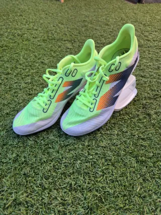 Zapatillas clavos atletismo New Balance MD500