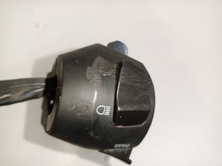 Piña izquierda luces Benelli BN 125 de 2024