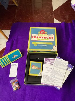 Juego de mesa Idioteces: Más Absolutas