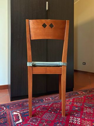 Lotto 4 sedie in legno