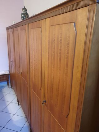 Camera completa originaria anni 50 in noce.