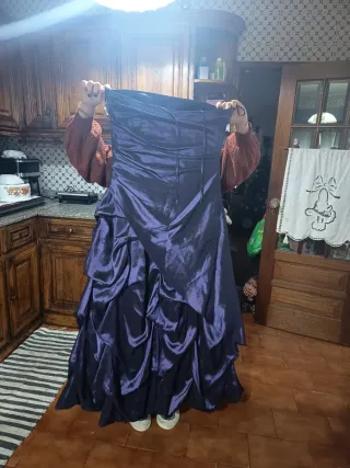 Vestido de princesa roxo