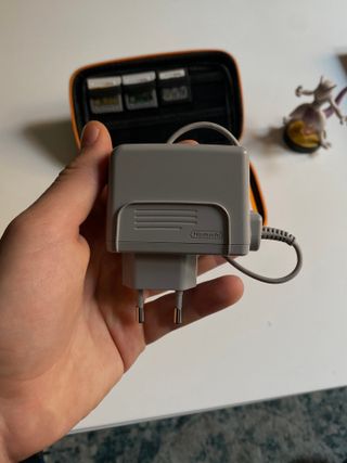 Nintendo 2DS XL + 3 giochi + custodia e Amiibo GRATIS