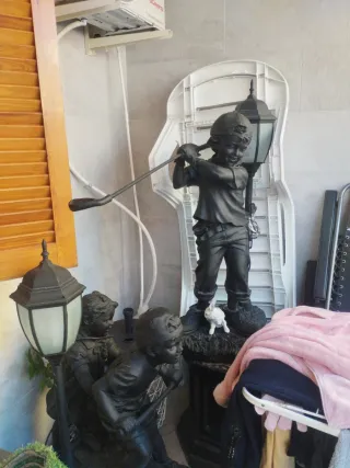 Figuras de jardín niños con farola de RESINA Y met