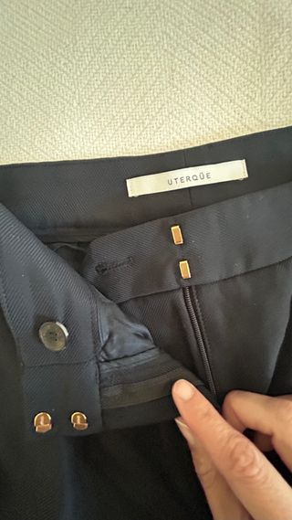 Pantalón Uterqüe negro pedrería lateral T.XS