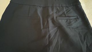 Pantalón Uterqüe negro pedrería lateral T.XS