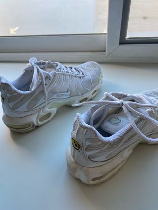 Zapatillas Nike Air Max Tavas Gris Blancas