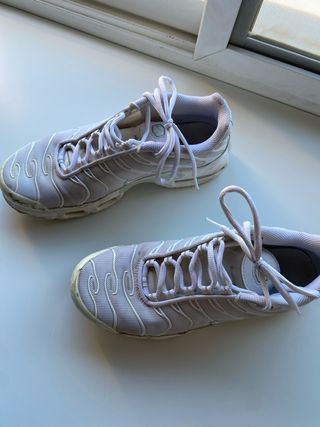 Zapatillas Nike Air Max Tavas Gris Blancas