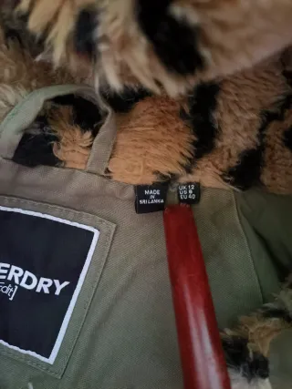 Parka Superdry Edit mujer T40 verde / animal print