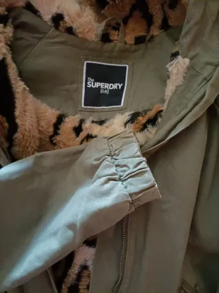 Parka Superdry Edit mujer T40 verde / animal print
