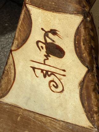 Lampada etnica in pelle e metallo