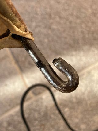 Lampada etnica in pelle e metallo