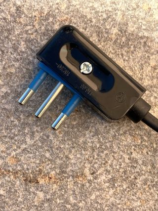 Lampada etnica in pelle e metallo