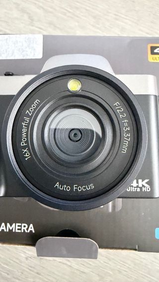 Cámara digital con pantalla LCD