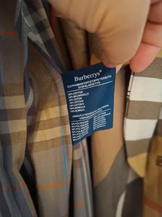 Gabardina Burberry Beige Clásica