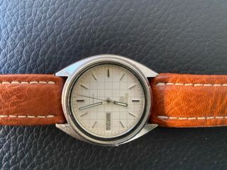 Reloj Seiko 5 Marrón y Plateado