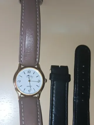 Reloj Lotus Mujer Beige y Dorado