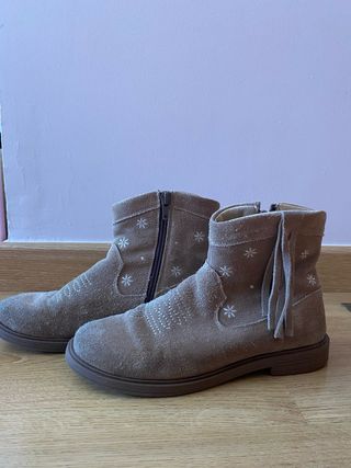Botas niña con estrellas