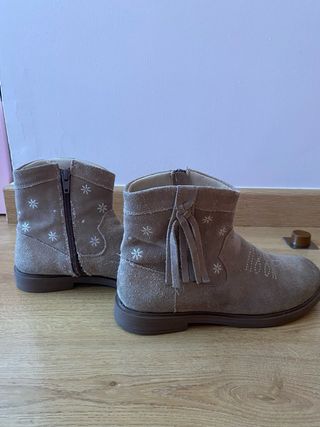 Botas niña con estrellas