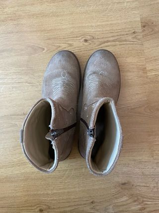 Botas niña con estrellas