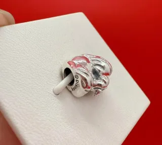 Charm Pandora Dama de Disney