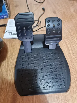 Thrustmaster T150 Force Feedback PS4