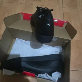 Zapatillas Puma Negras Nuevas en Caja