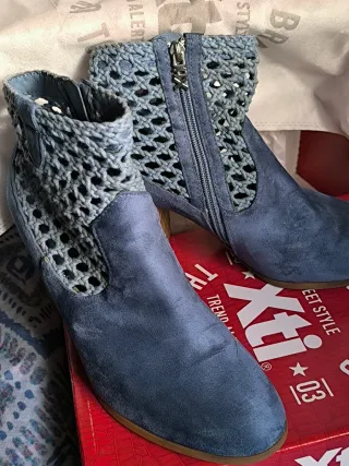Botines azul grisáceos casi nuevos