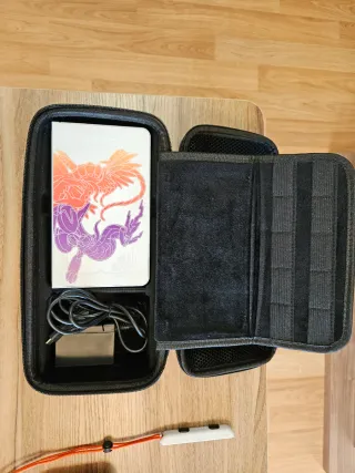 Nintendo Switch OLED Pokémon scarlatto/violetto