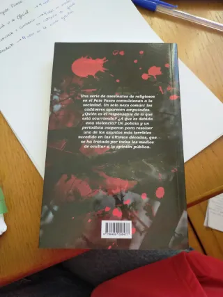 Bajo la sotana secretos ocultos e inconfesables