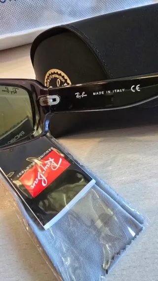 Gafas de sol Ray-Ban RB4088 Negras