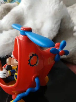 Goofy Bombero con su Helicóptero Disney