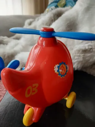 Goofy Bombero con su Helicóptero Disney