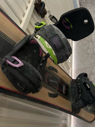 Tabla de Snow con fijaciones