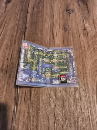 Pokemon Let's Go Eevee + Pokeball Plus Switch