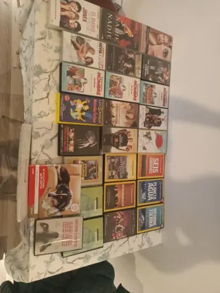 Lote VHS y DVD: Documentales, Familia y Niños