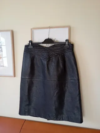 Falda Cuero Natural Vintage Negra