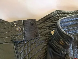 Falda Cuero Natural Vintage Negra