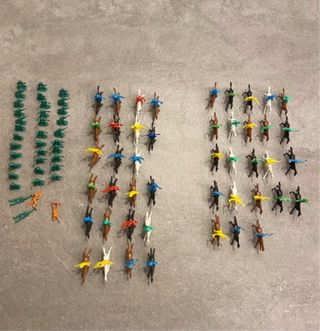 Soldatini Baravelli cow boy indiani a cavallo